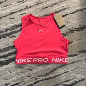 Nike Pro Workout Top